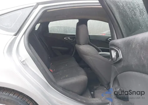 2015 Chrysler 200 Limited z USA, uszkodzony, nr VIN 1C3CCCAB0FN744302